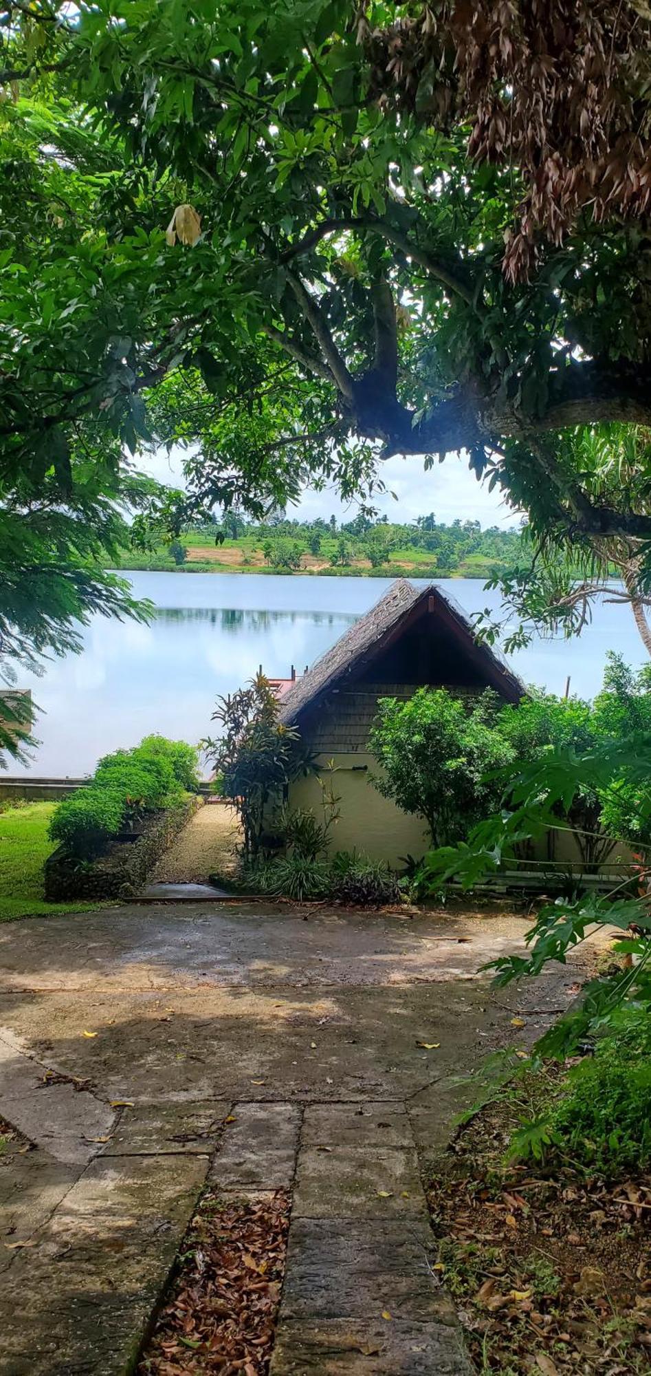Seachange Lodge Port Vila Exterior photo
